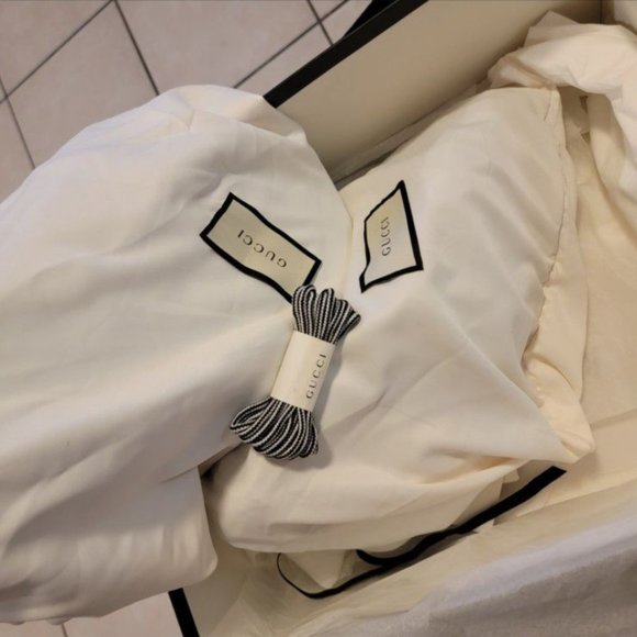 Gucci Flashtrek Sneakers With Removable Spikes - Picture 2 of 7